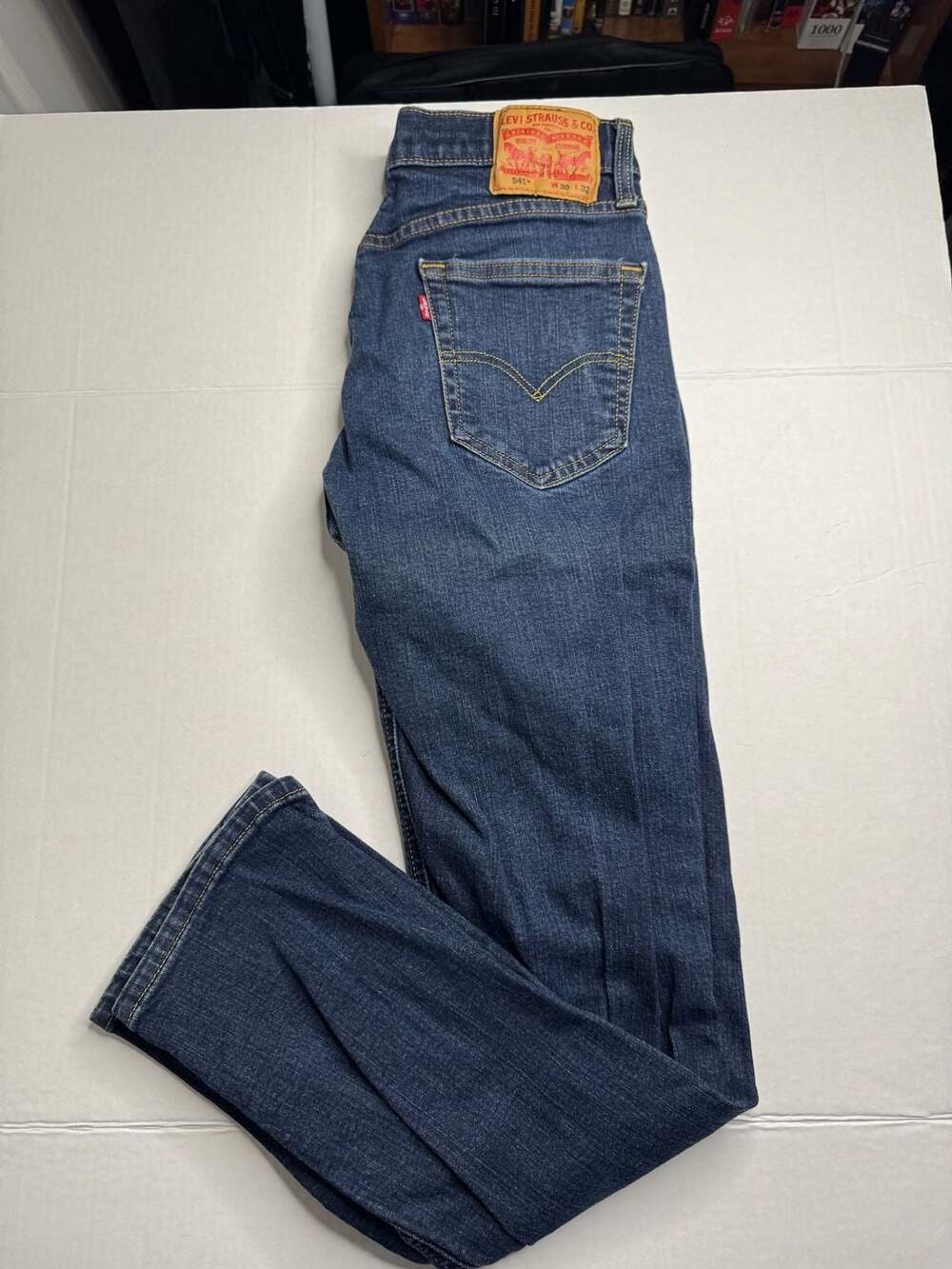 Levi's 541 Athletic Taper Jeans Size W30 L32 Dark Blue Denim